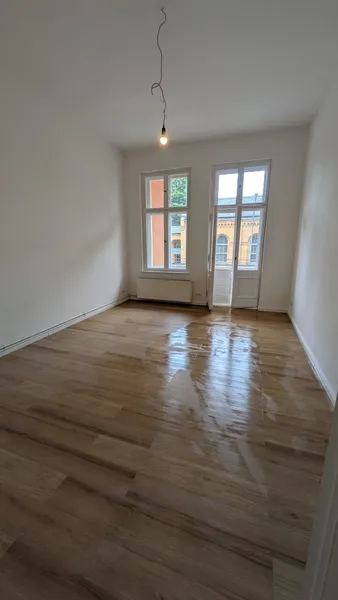 2 Zimmer Altbauwohnung- Wohnen Nahe Boxhagener Platz! — photo 1
